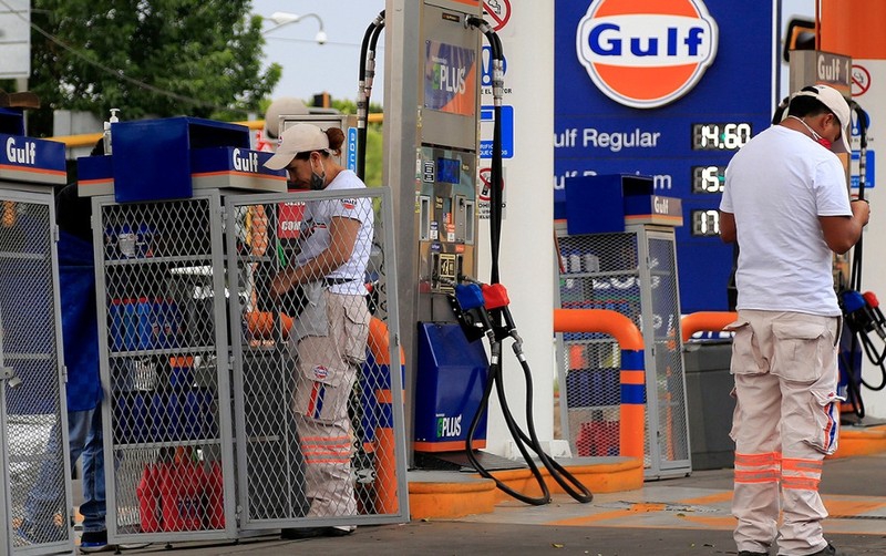 Crisis por baja en ventas, en una de cada 10 gasolineras.